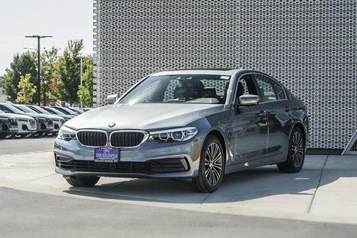 2019 BMW 530e xDrive iPerformance