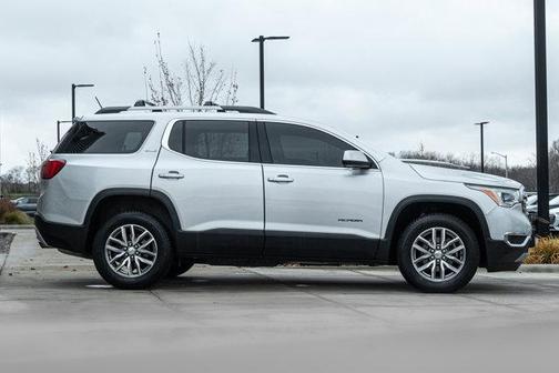 2019 GMC Acadia SLE-2