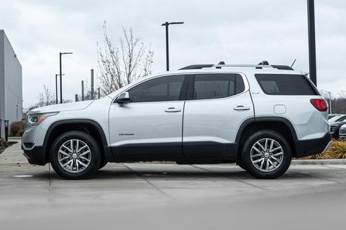 2019 GMC Acadia SLE-2