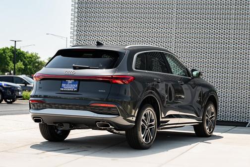 Tambora 2026 Audi Q5 Premium TFSI quattro S tronic