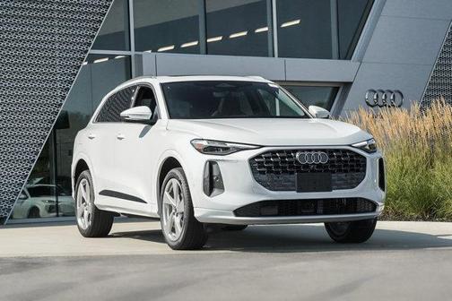 2025 Audi Q5 Premium Plus