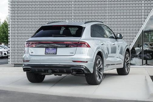 2025 Audi Q8 55 Premium Plus