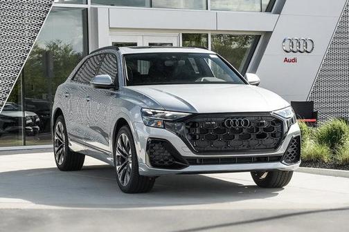 2025 Audi Q8 55 Premium Plus
