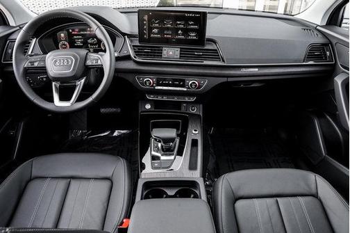 2025 Audi Q5 40 Premium