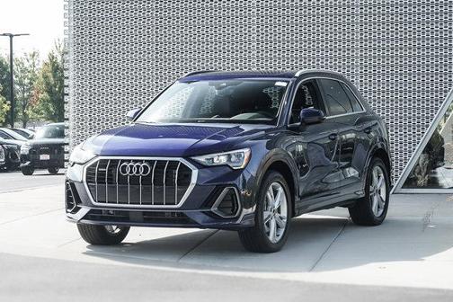 2022 Audi Q3 45 S line Premium
