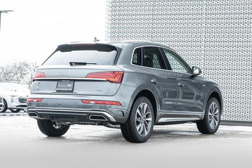 2023 Audi Q5 45 S line Premium Plus