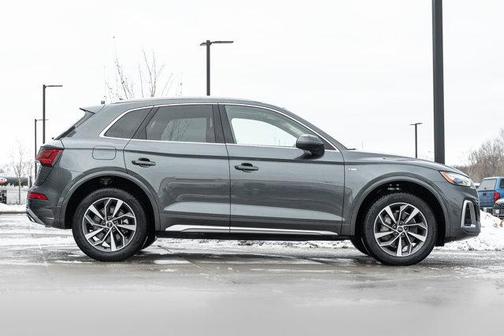 2023 Audi Q5 45 S line Premium Plus