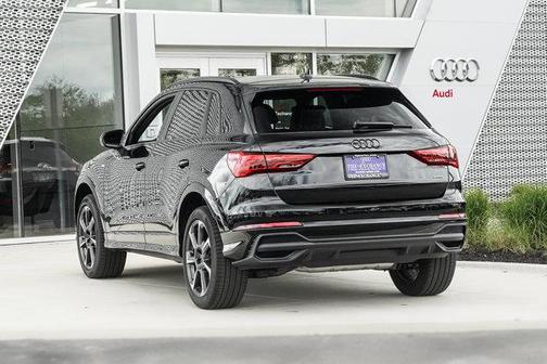 2025 Audi Q3 45 S line Premium Plus