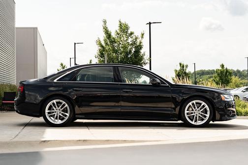 Mythos Black Metallic 2017 Audi A8 Sport