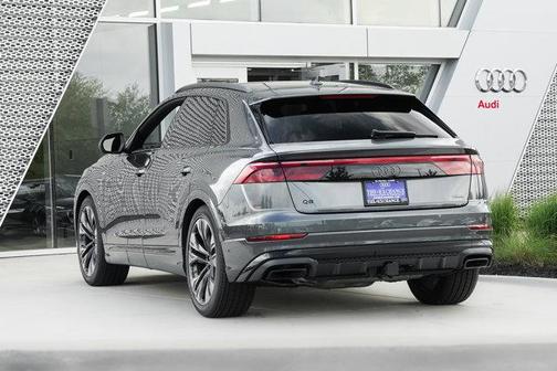 2025 Audi Q8 55 Premium Plus