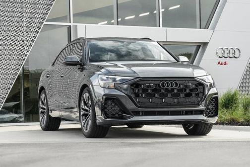 2025 Audi Q8 55 Premium Plus
