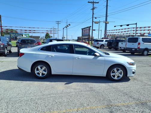 2023 Chevrolet Malibu FWD 1LT