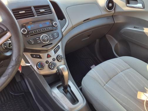 2012 Chevrolet Sonic 2LT