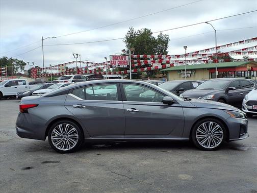 2023 Nissan Altima 2.5 SL