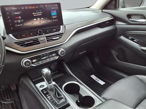 2023 Nissan Altima 2.5 SL