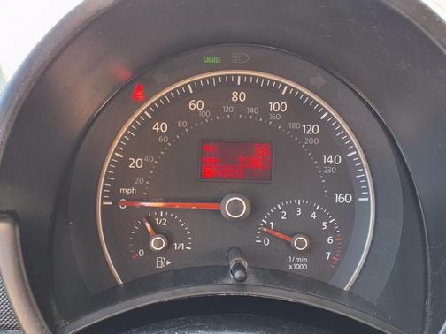 2008 Volkswagen New Beetle S