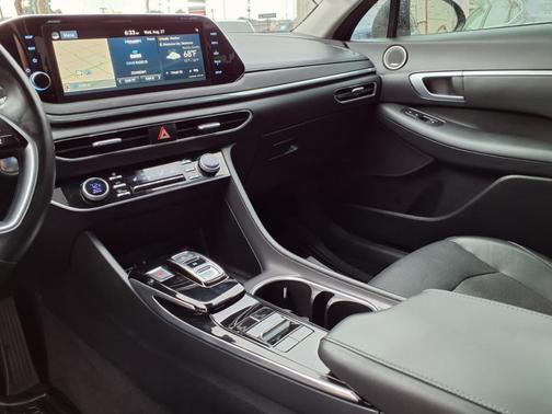 2020 Hyundai SONATA SEL