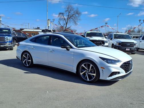 2022 Hyundai SONATA SEL Plus