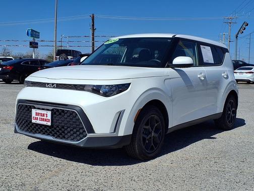 2024 Kia Soul LX
