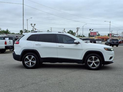 Bright White Clearcoat 2019 Jeep Cherokee Limited