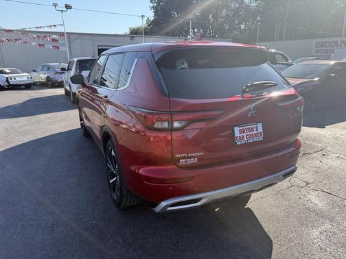 2024 Mitsubishi Outlander 