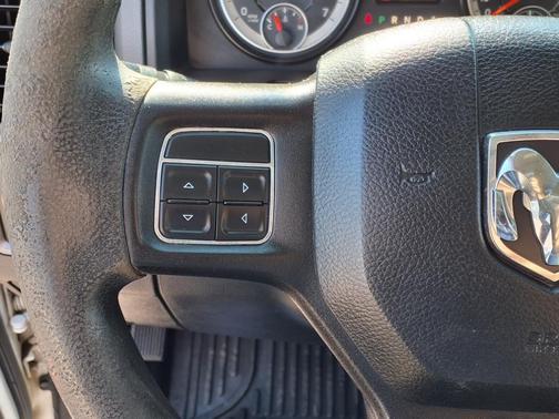 2016 RAM 1500 Tradesman/Express