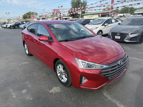 2020 Hyundai ELANTRA SEL