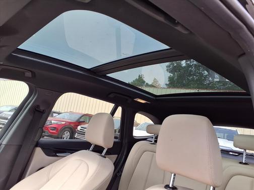 2019 BMW X1 sDrive28i