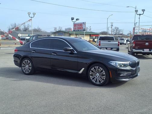 2018 BMW 530 530i