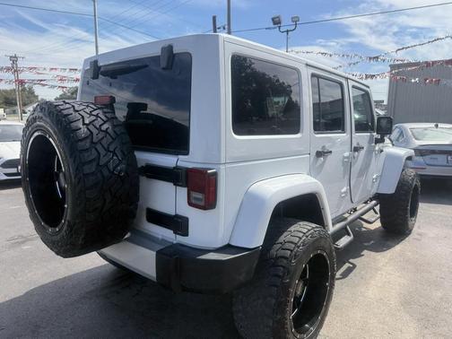 2015 Jeep Wrangler Unlimited Sahara