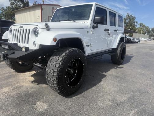 2015 Jeep Wrangler Unlimited Sahara