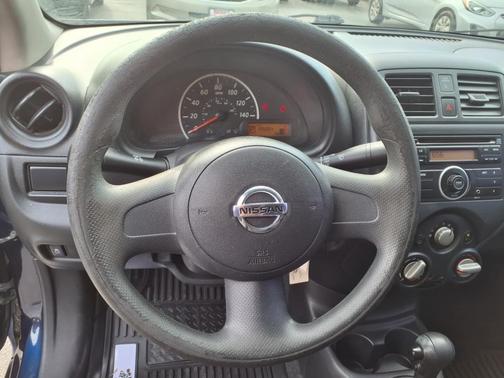 2012 Nissan Versa 1.6 S