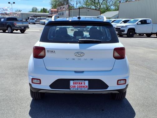 2023 Hyundai VENUE Limited