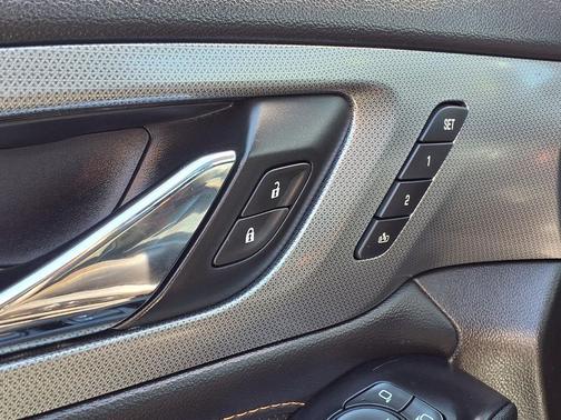 Gray 2019 Chevrolet Traverse Premier