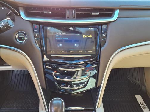 2014 Cadillac XTS Base