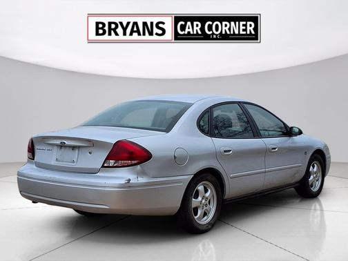 Silver Frost Clearcoat Metallic 2004 Ford Taurus SES