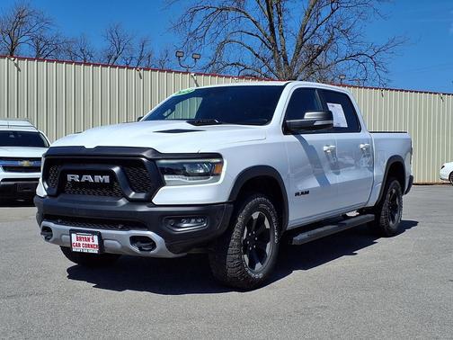 Bright White Clearcoat 2022 RAM 1500 Rebel