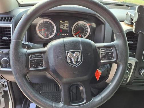 2020 RAM 1500 Classic SLT