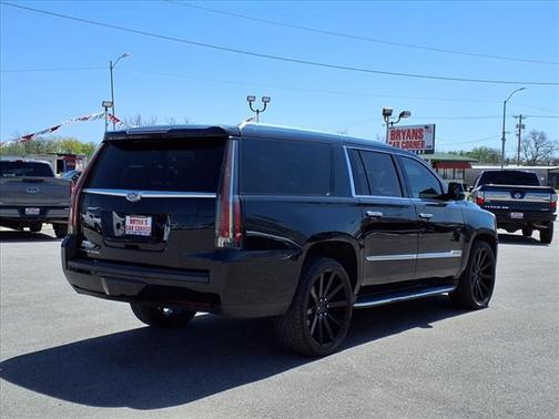 2017 Cadillac Escalade ESV Luxury