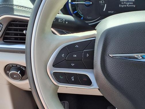 2021 Chrysler Pacifica Hybrid Limited