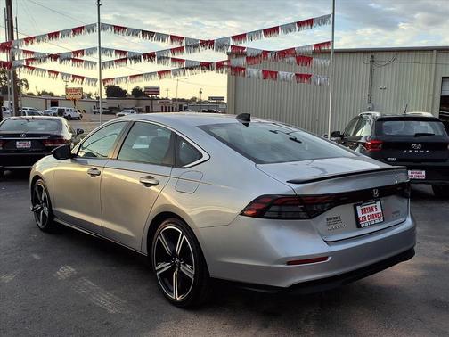 2024 Honda Accord Hybrid Base
