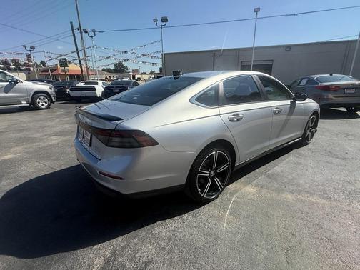 2024 Honda Accord Hybrid Base