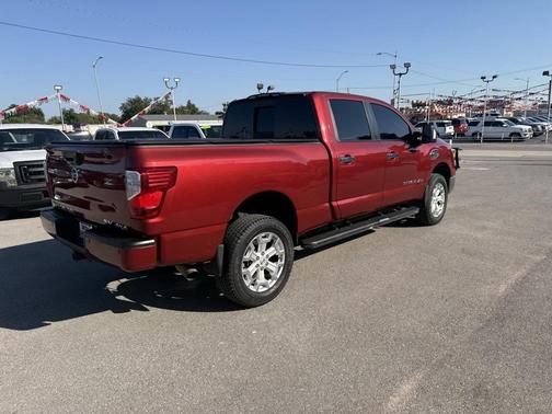 2016 Nissan Titan XD SV