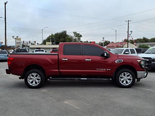 2016 Nissan Titan XD SV