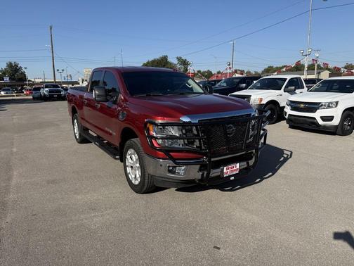 2016 Nissan Titan XD SV