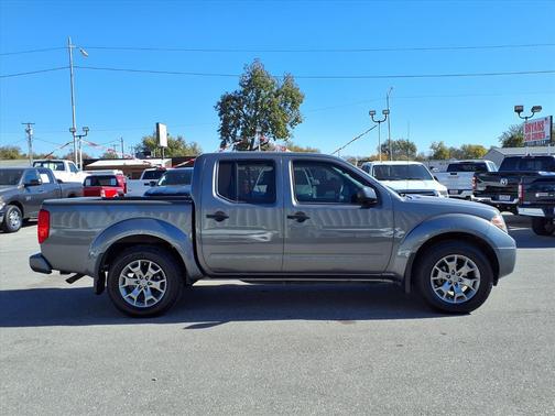 2021 Nissan Frontier SV