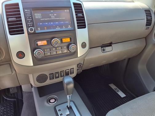 2021 Nissan Frontier SV