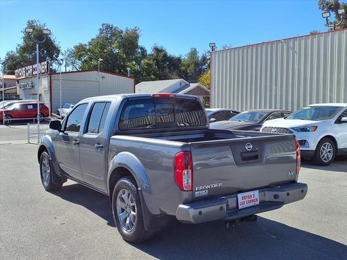 2021 Nissan Frontier SV
