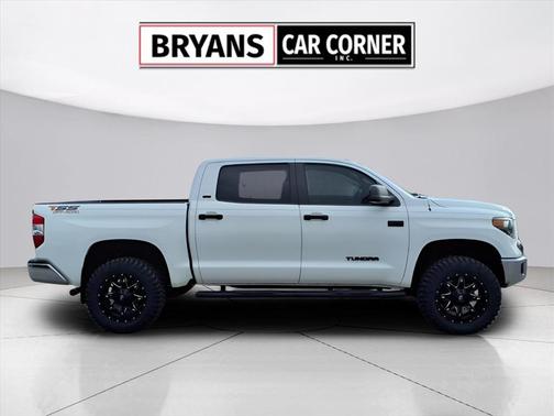 2018 Toyota Tundra SR5