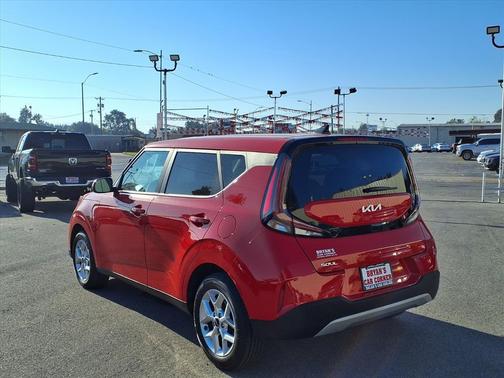 2024 Kia Soul LX